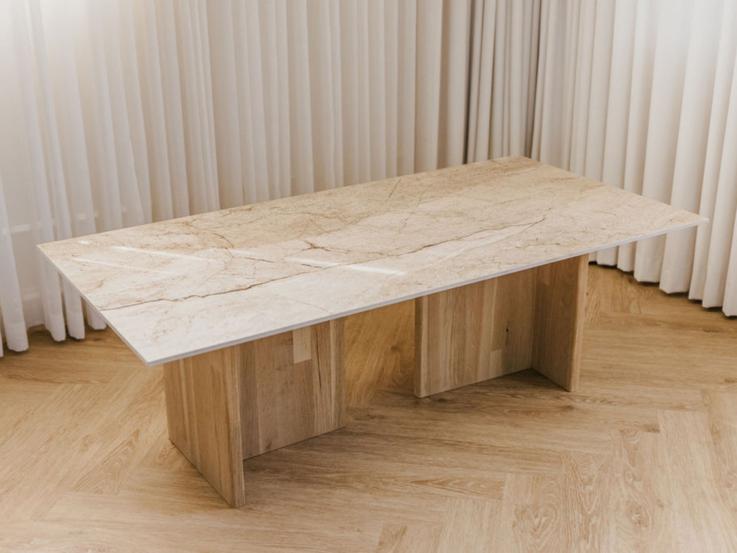 Venus sofabord / Casa