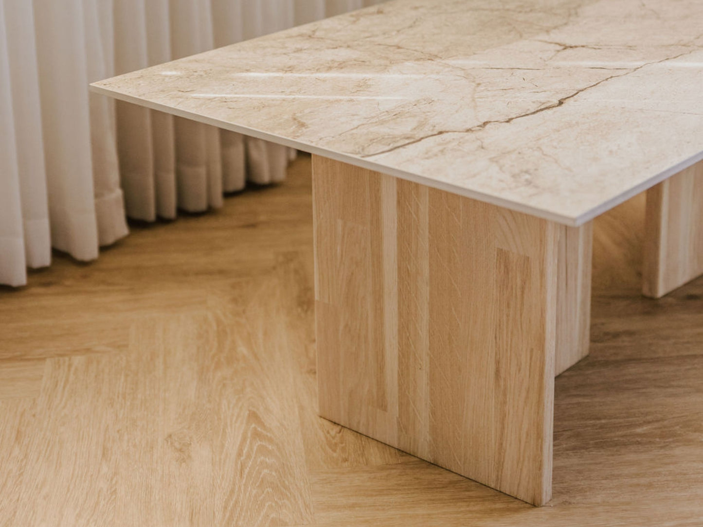 Venus sofabord / Casa